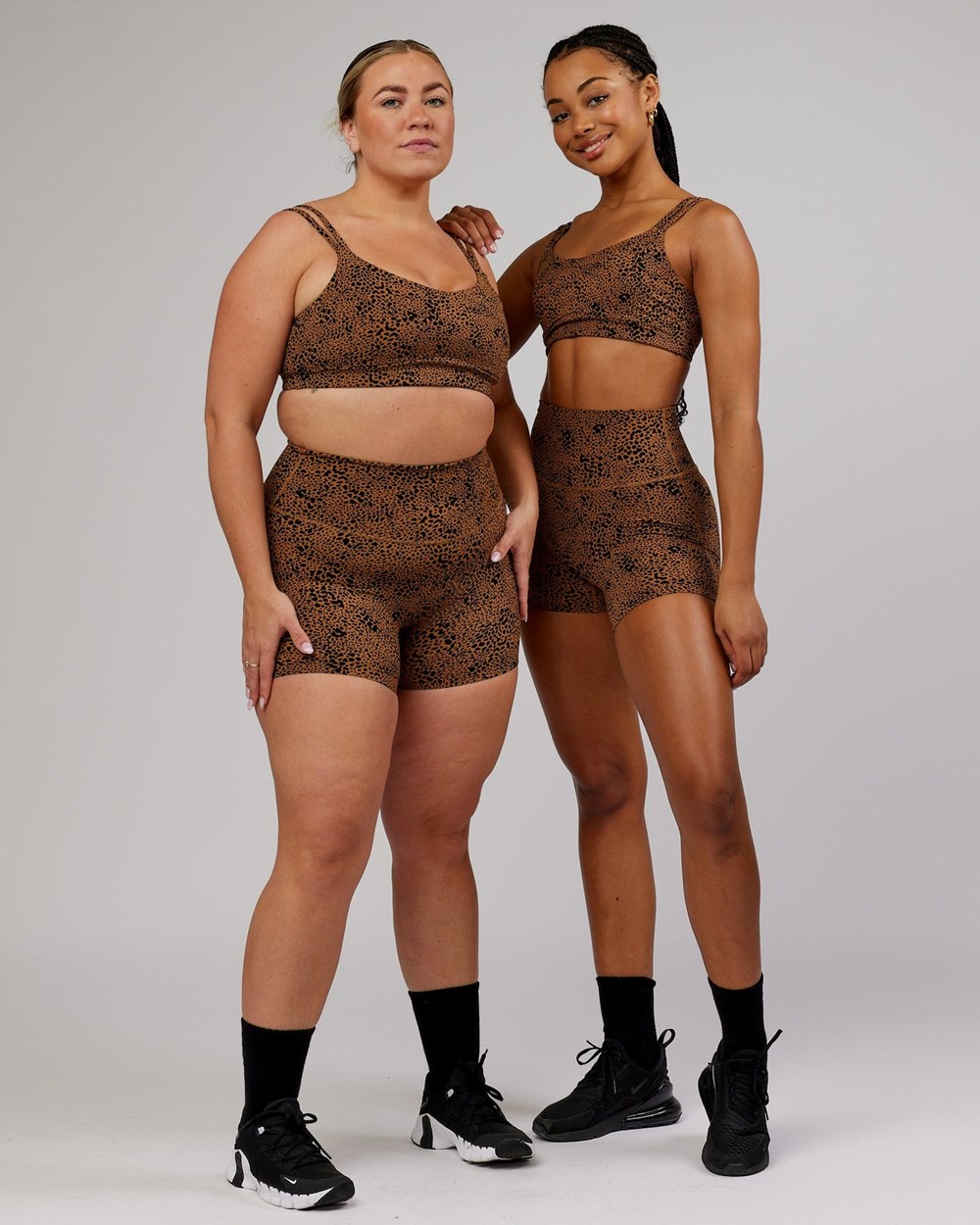 Agile Camel Print LSKD Vogue Sports Bra | UA3612708