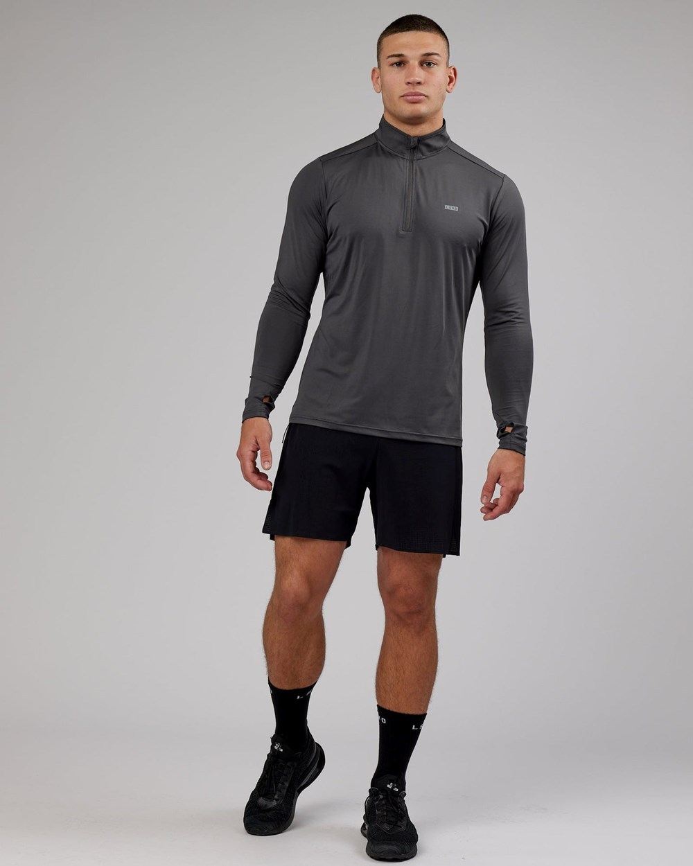 Asphalt LSKD Streamlined 1/4 Zip Active Long Sleeve | BU7283615