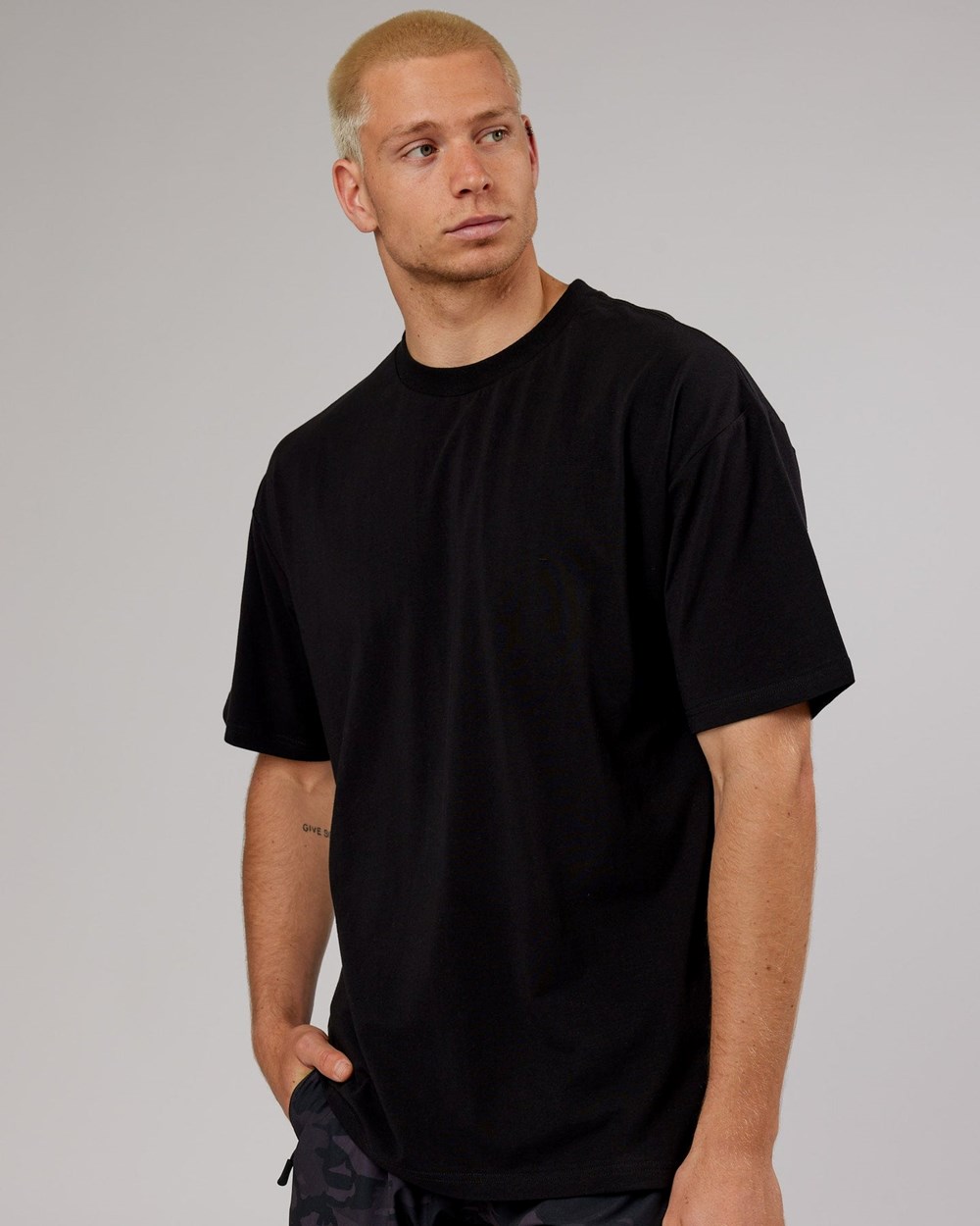 Black / Black LSKD LTRD FLXCotton Tee Oversize | AX2381974