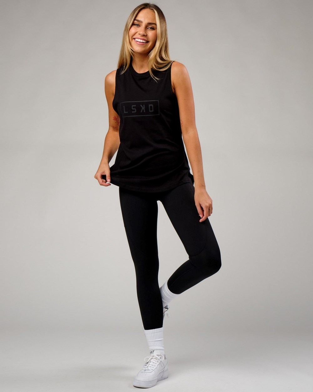 Black / Black LSKD Luna Tank | QI4532671