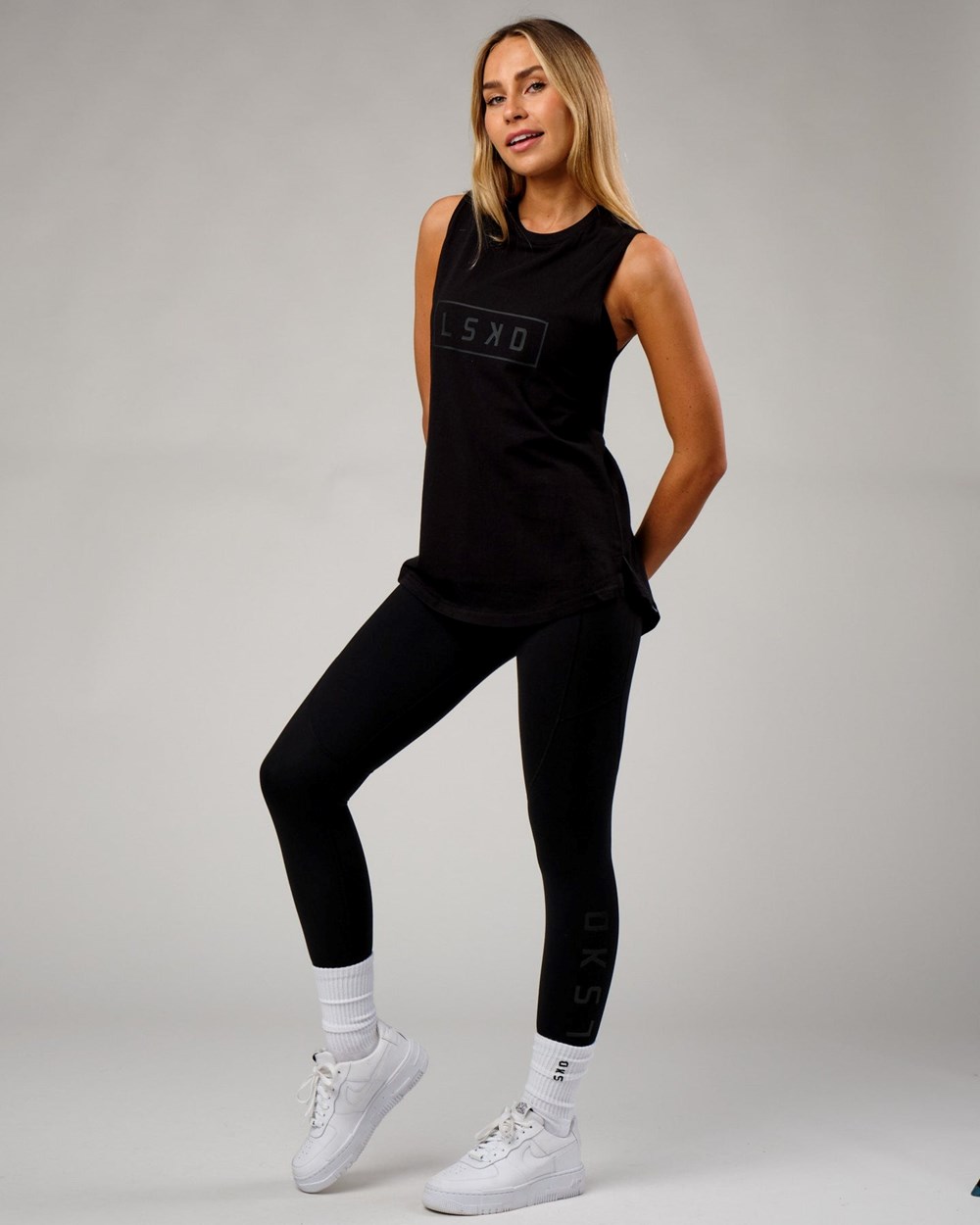 Black / Black LSKD Luna Tank | QI4532671