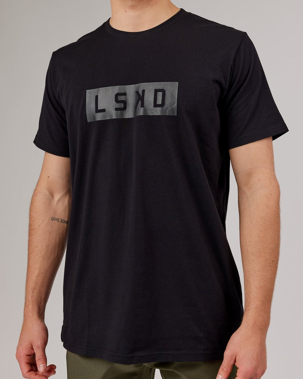 Black / Black LSKD Strength FLXDRY Performance Tee | YI1658724