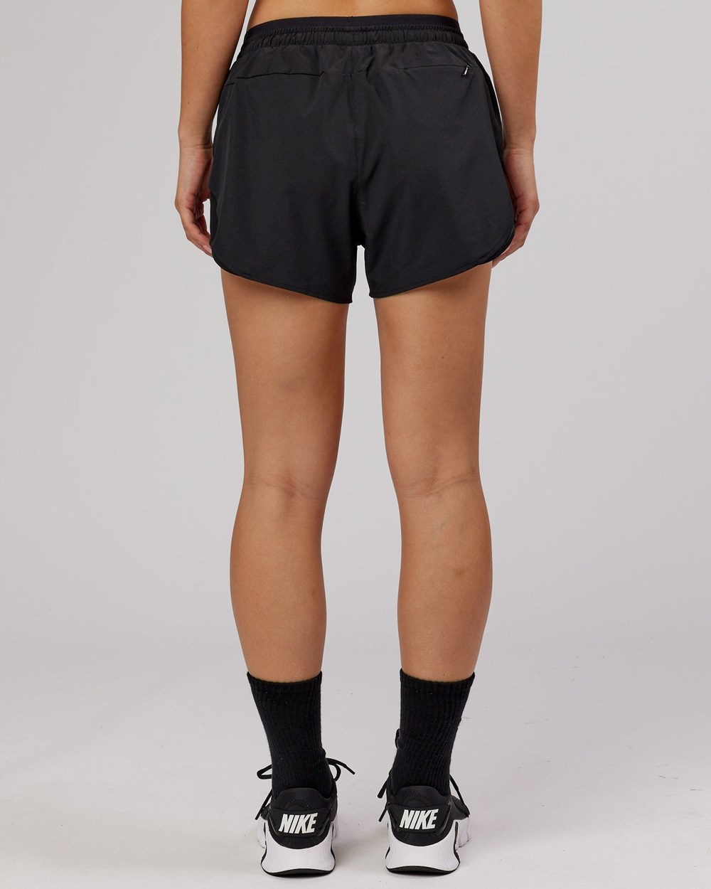 Black / Flamingo LSKD Dynamic Run Short | UX4582093