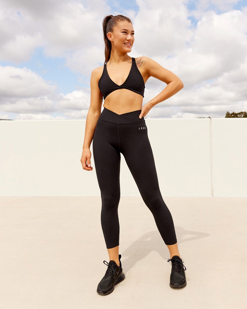 Black LSKD Agile Sports Bra | KZ2189375