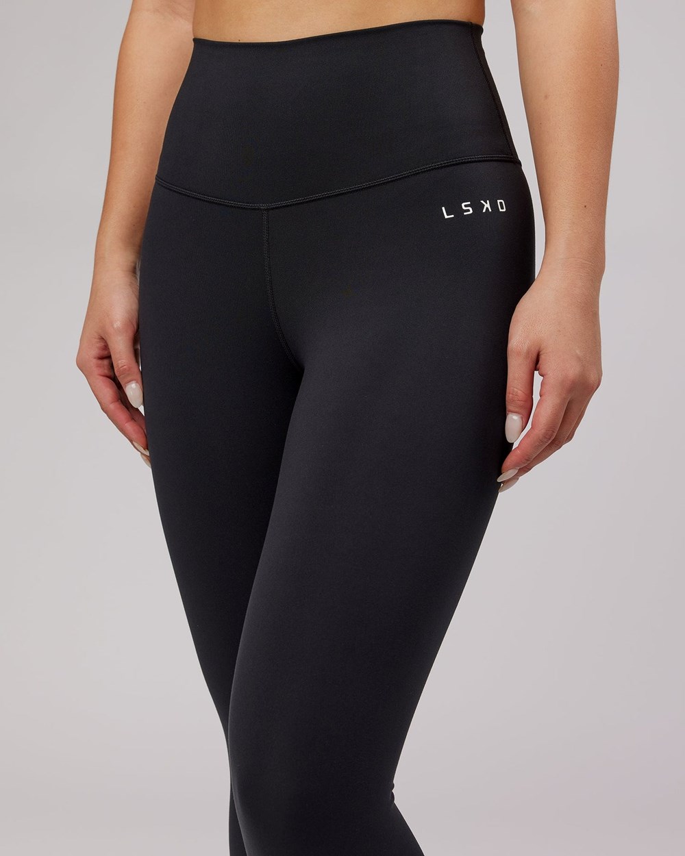 Black LSKD Base 3/4 Length Legging | FC9670451