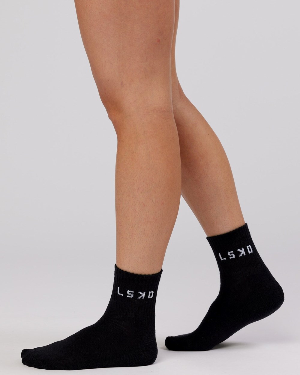 Black LSKD Daily Quarter Crew Sock | DH8063759