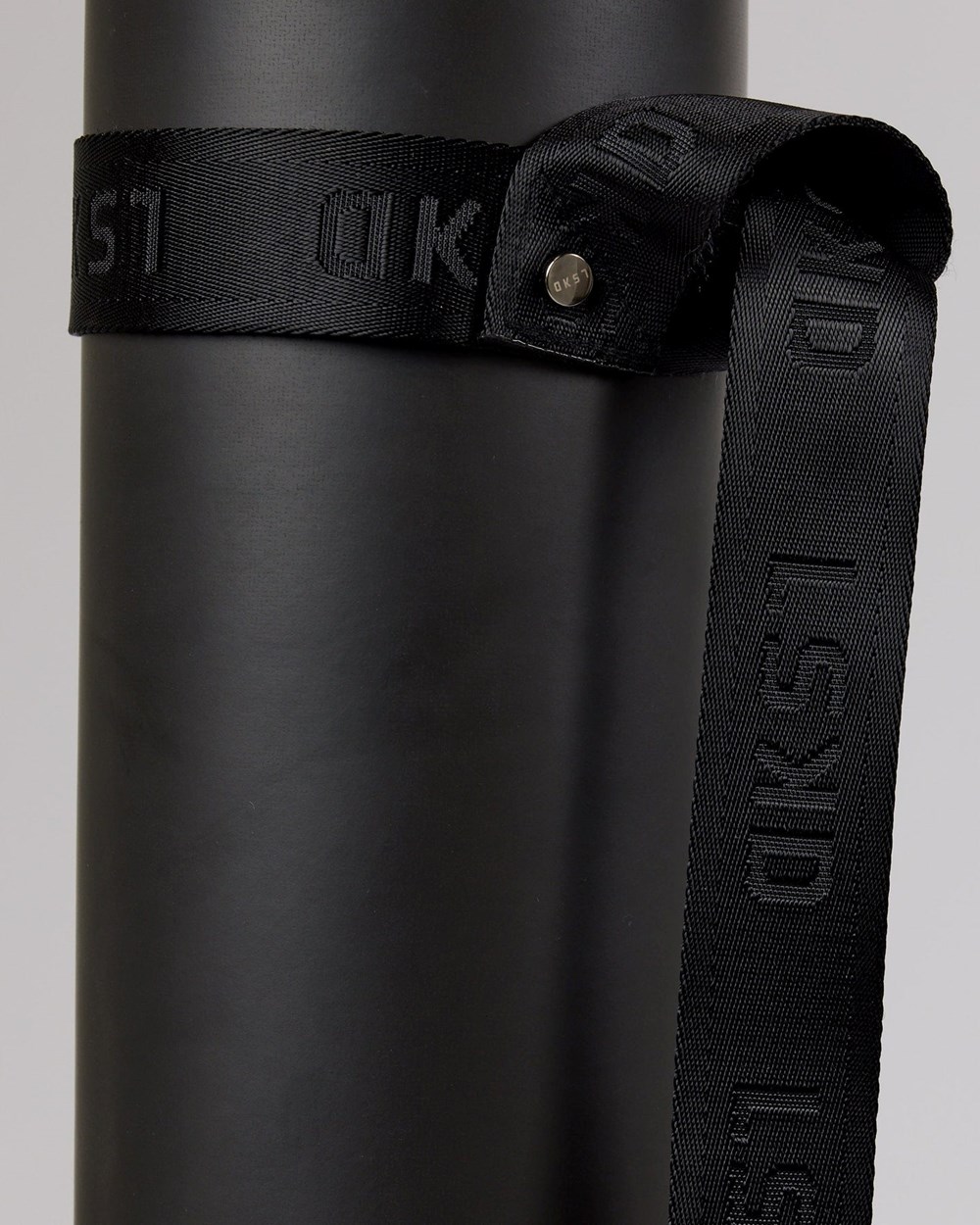 Black LSKD Flow Premium Yoga Mat 55mm with Carry Strap | QK4709825