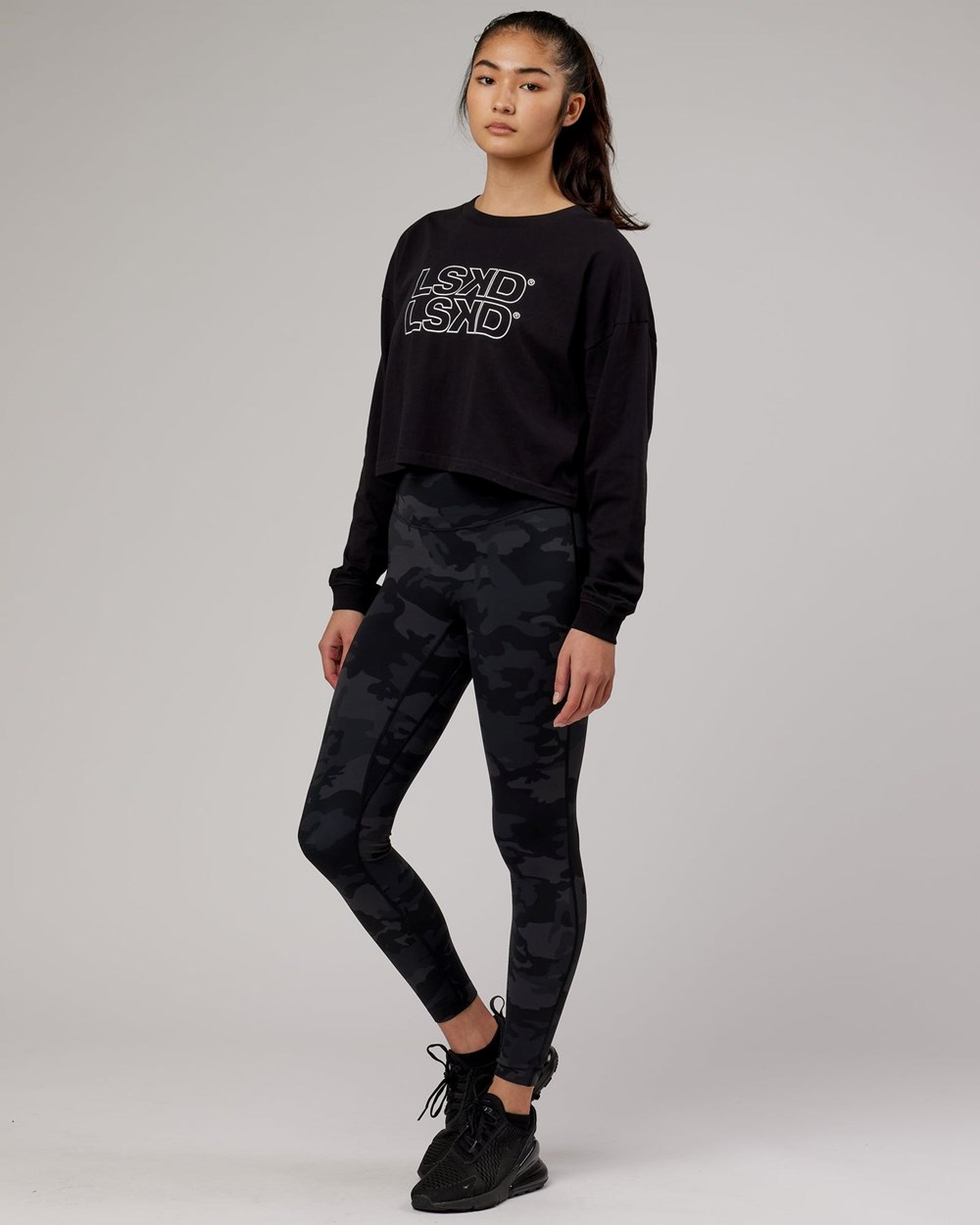 Black LSKD Stacks Up LS Tee | LC5627189