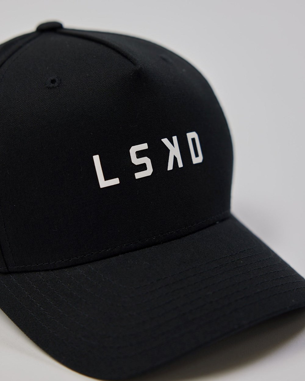 Black / White LSKD Structure Snapback Cap | PN1873450