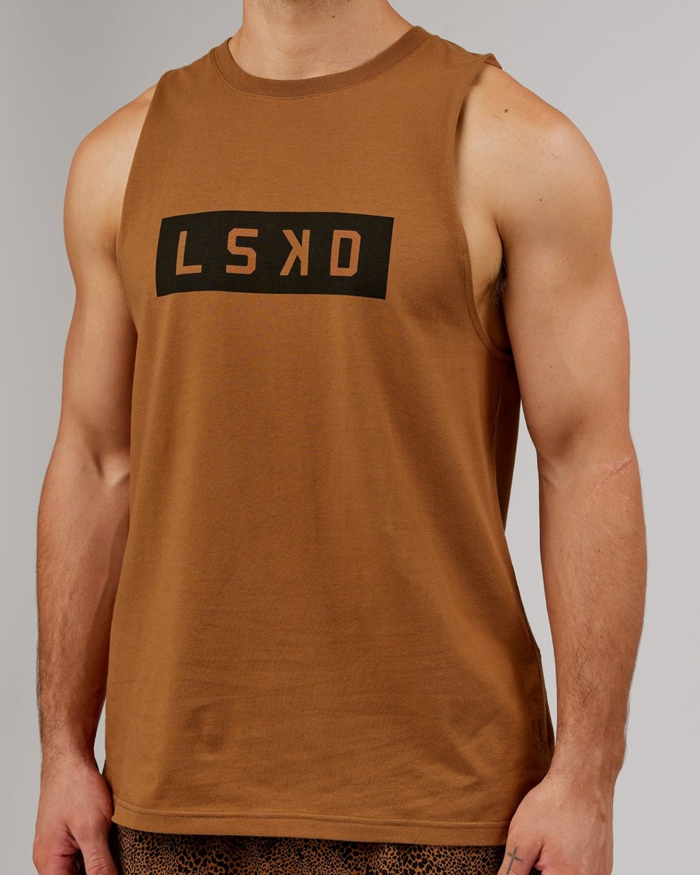 Camel LSKD Strength FLXDRY Training Fit Performance Tank | FK8453279