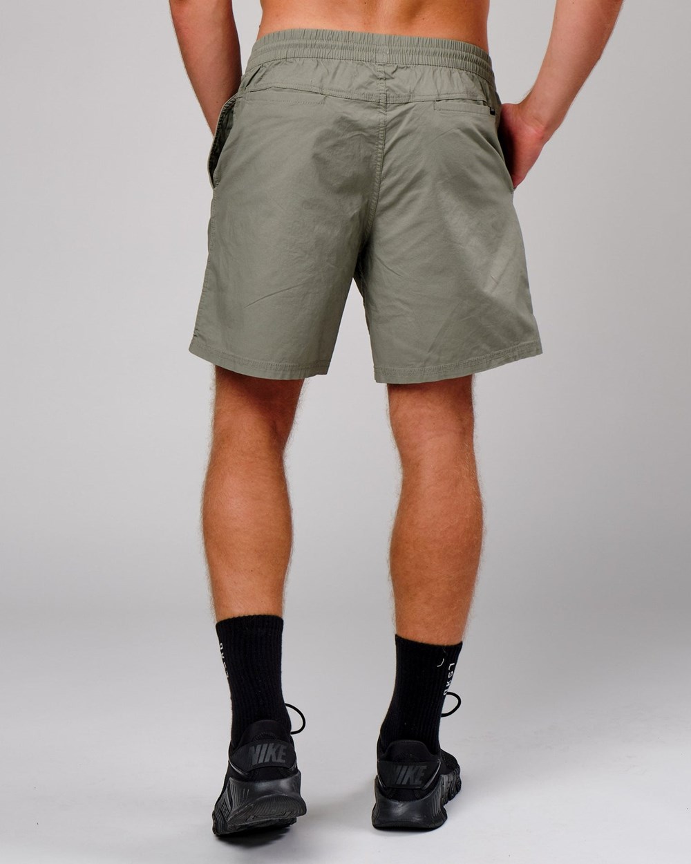 Dusty Olive LSKD Daily Short | KM7604152