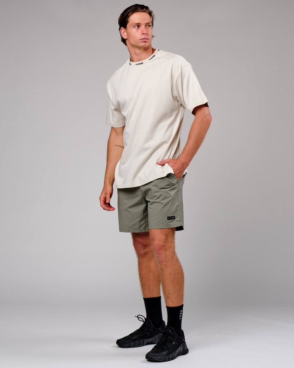 Dusty Olive LSKD Daily Short | KM7604152