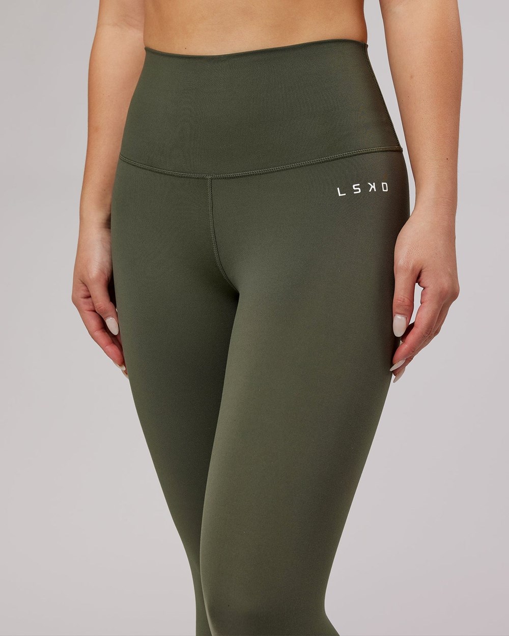 Forest Night LSKD Base 3/4 Length Legging | WV6578249