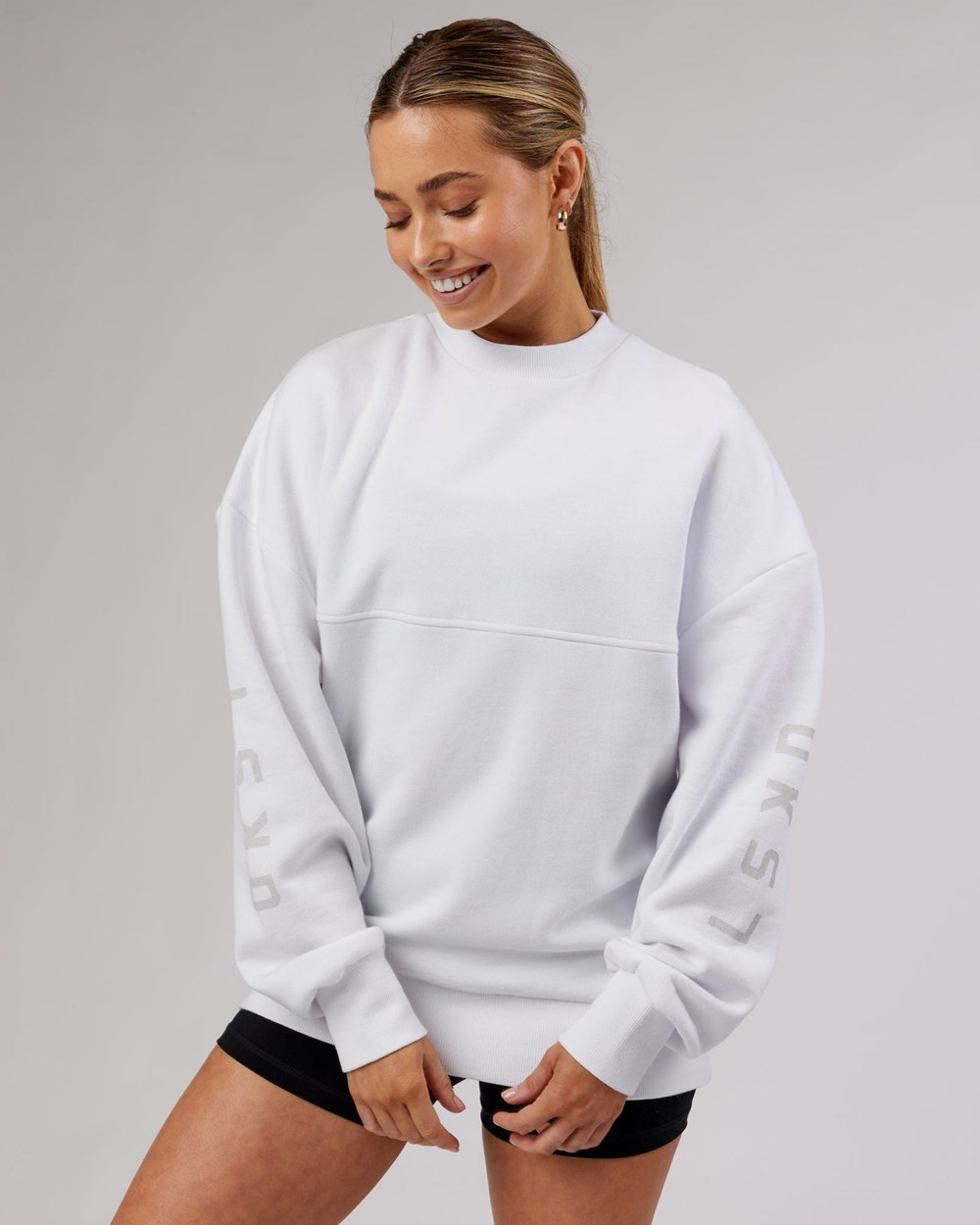 White LSKD Assured Sweater Oversize | VP4823109