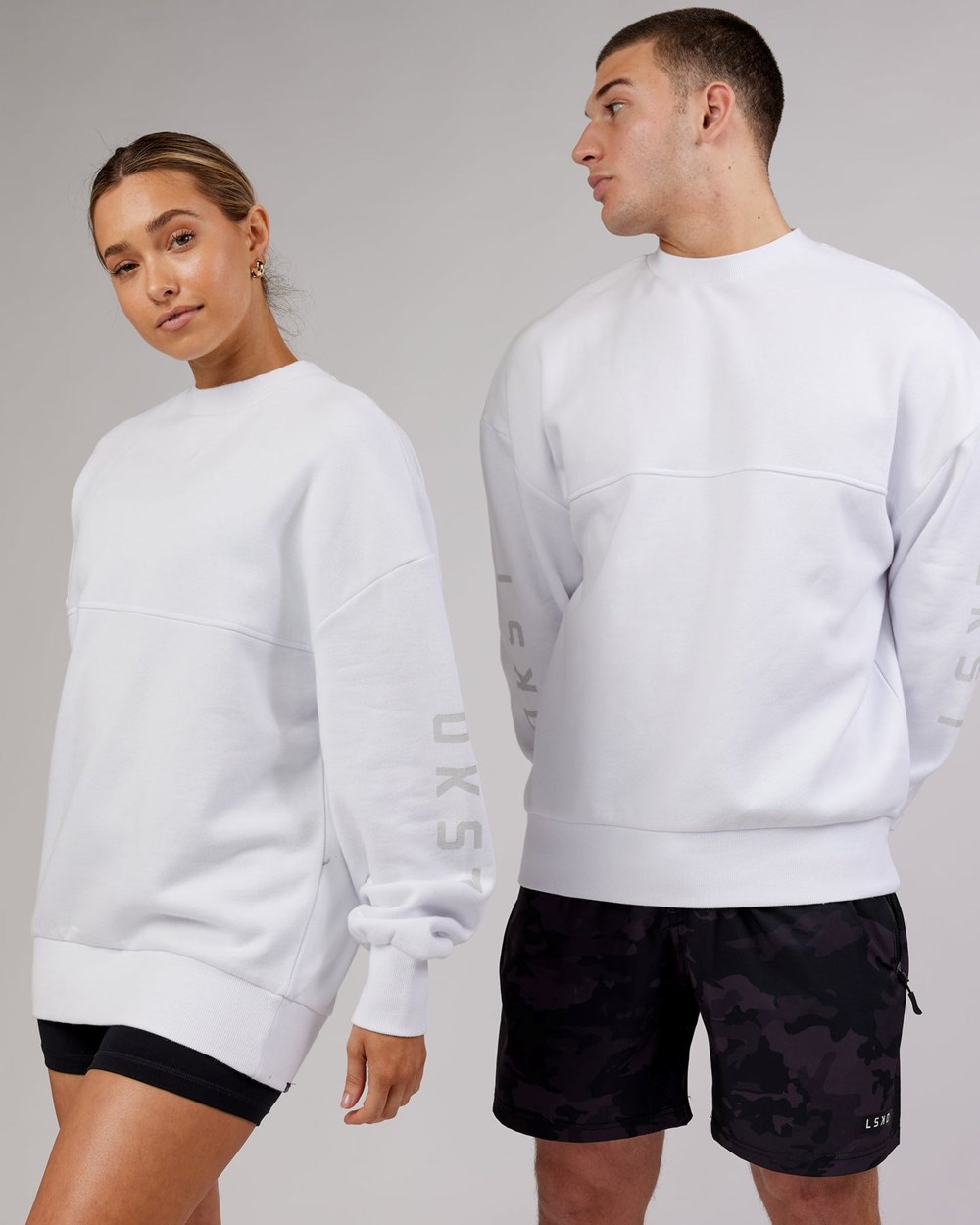 White LSKD Assured Sweater Oversize | VP4823109