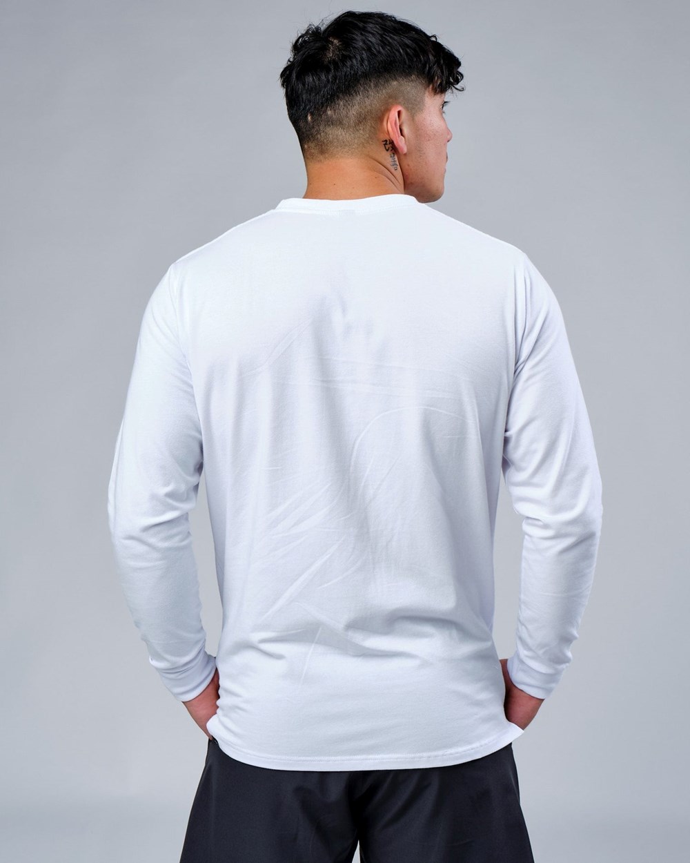 White LSKD Expand FLXCotton LS Tee | AG9306574