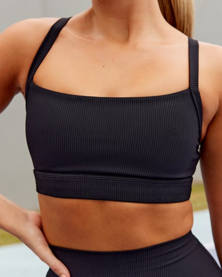 Black LSKD Momentum Ribbed Sports Bra | VT8740351