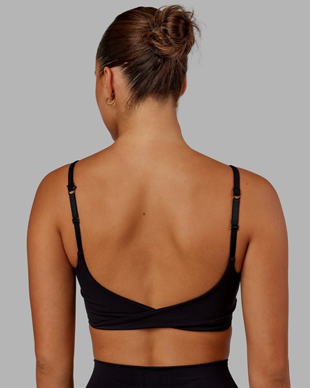 Black LSKD Twist Sports Bra | LY5439017