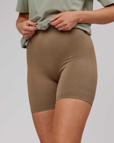 Warm Taupe LSKD Street Seamless Ribbed Bike Short | SG8537019